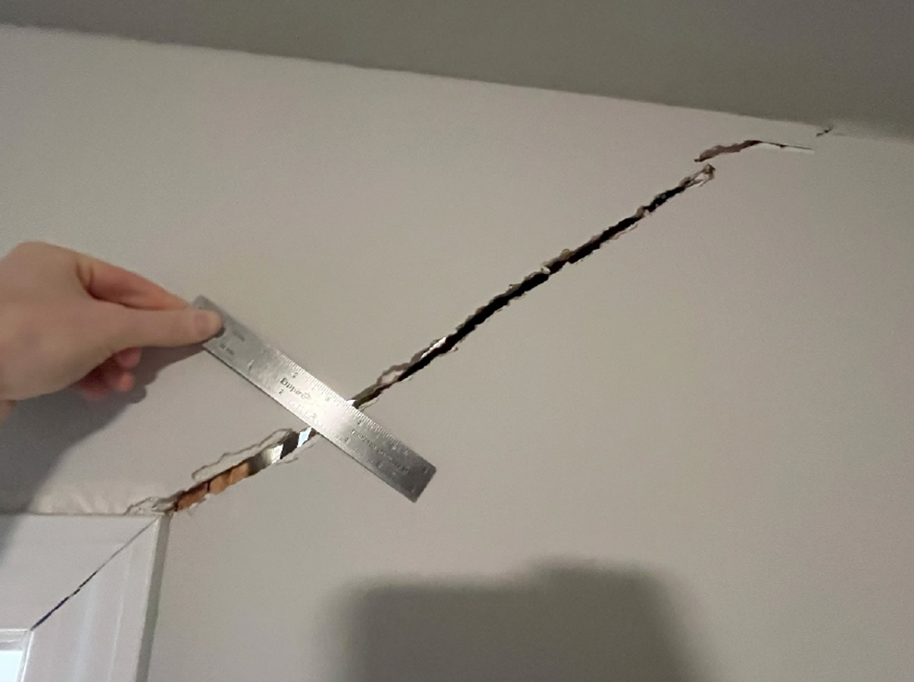Crack in wall in a home