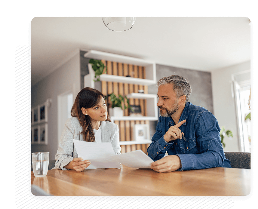 Agent and homeowner discussing budget