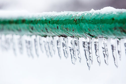 How to Thaw Frozen Pipes Behind A Wall