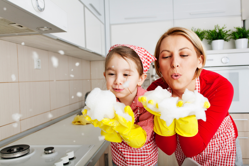 Mother-Daughter-Cleaning