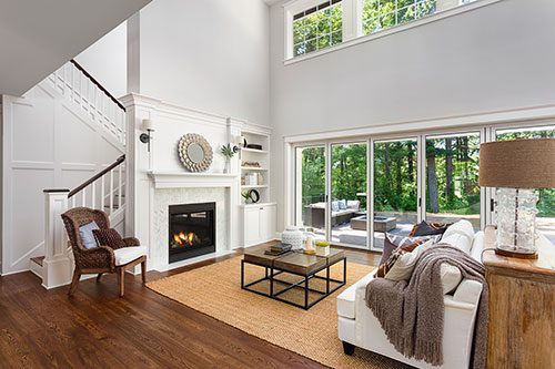 – iStock 542684518 – Tips for Staging a Home During the Winter