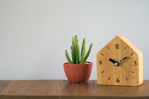 – clock house blog – 5 Time Management Tips for Busy Builders | 2-10 Blog