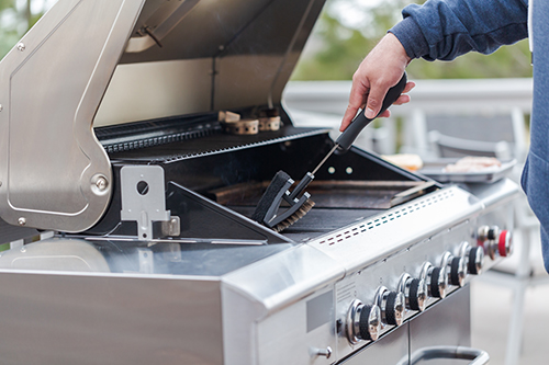 – iStock 952039318 blog – 7 Tips for Preparing Your Grill for Summer