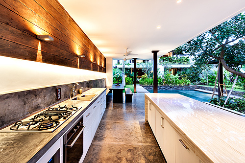 – outdoor kitchen blog – The Outdoor Kitchen Trend in New Homes | 2-10 Blog