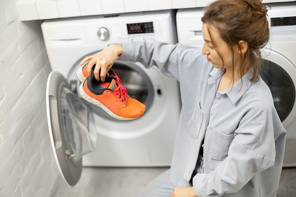 How to Wash Shoes in the Washing Machine